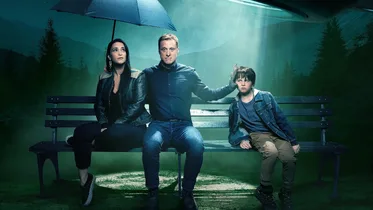 SkyShowtime dorzuca nowe seriale. Wśród nich Resident Alien i M.I.A.